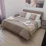 Apartamento Guglie Del Centro